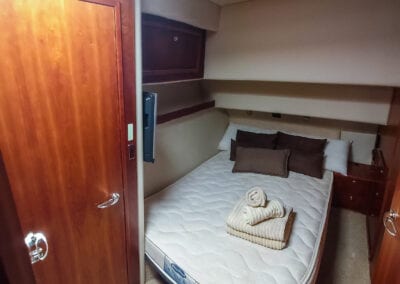 Riviera 47 guest suite
